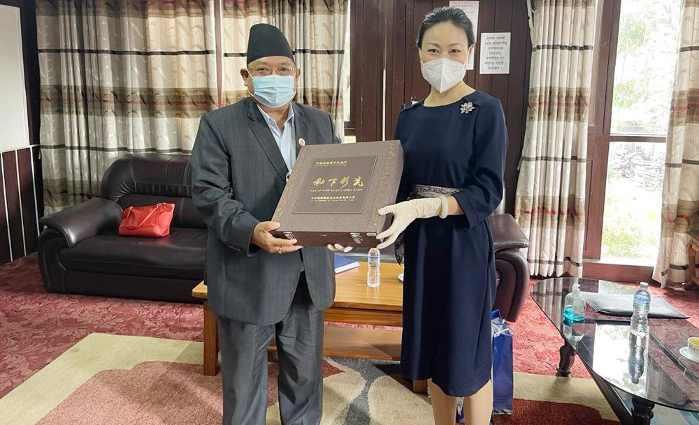 चीनले नेपाललाई १० लाख डोज कोरोना खोप अनुदानमा दिने